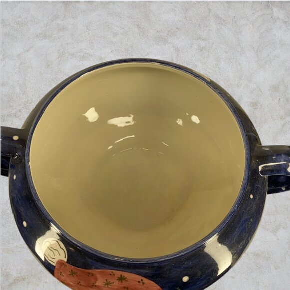 LAURIE GATES -- Christmas Soup Tureen with Lid & Ladle, Serving Bowl, Collection - Picture 7 of 12